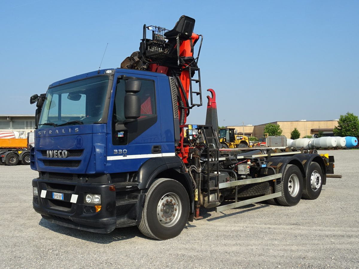IVECO STRALIS 330 - Xe tải nâng móc, Xe cẩu tự hành: hình 1 IVECO STRALIS 330 - Xe tải nâng móc, Xe cẩu tự hành: hình 1