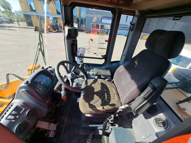 Máy xúc lật bánh lốp Hyundai HL 740 XTD-9: hình 19