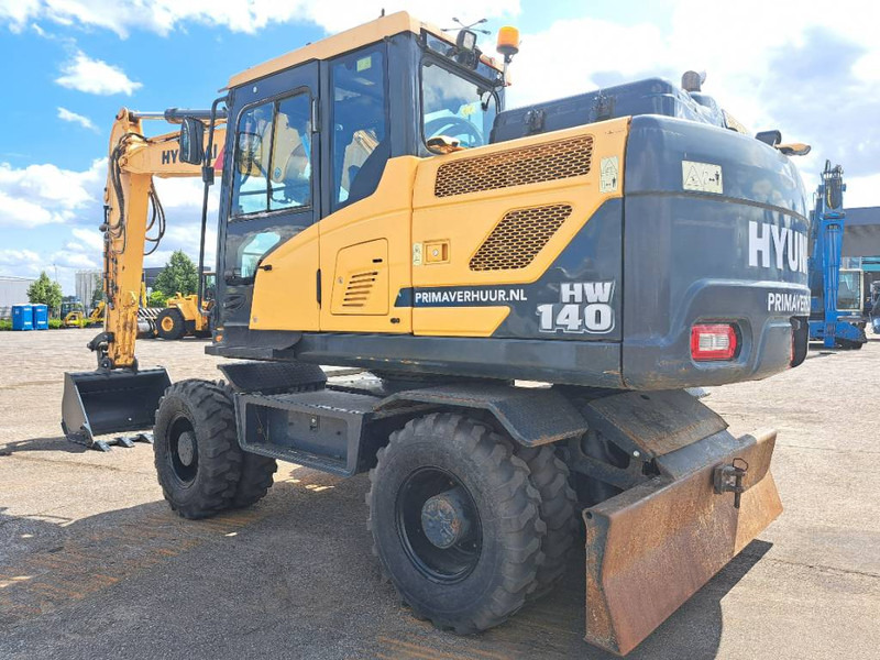 Hyundai HW140 - Máy xúc bánh lốp: hình 1 Hyundai HW140 - Máy xúc bánh lốp: hình 1