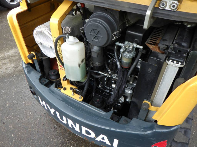 Hyundai R18-9 - Máy xúc mini: hình 5 Hyundai R18-9 - Máy xúc mini: hình 5