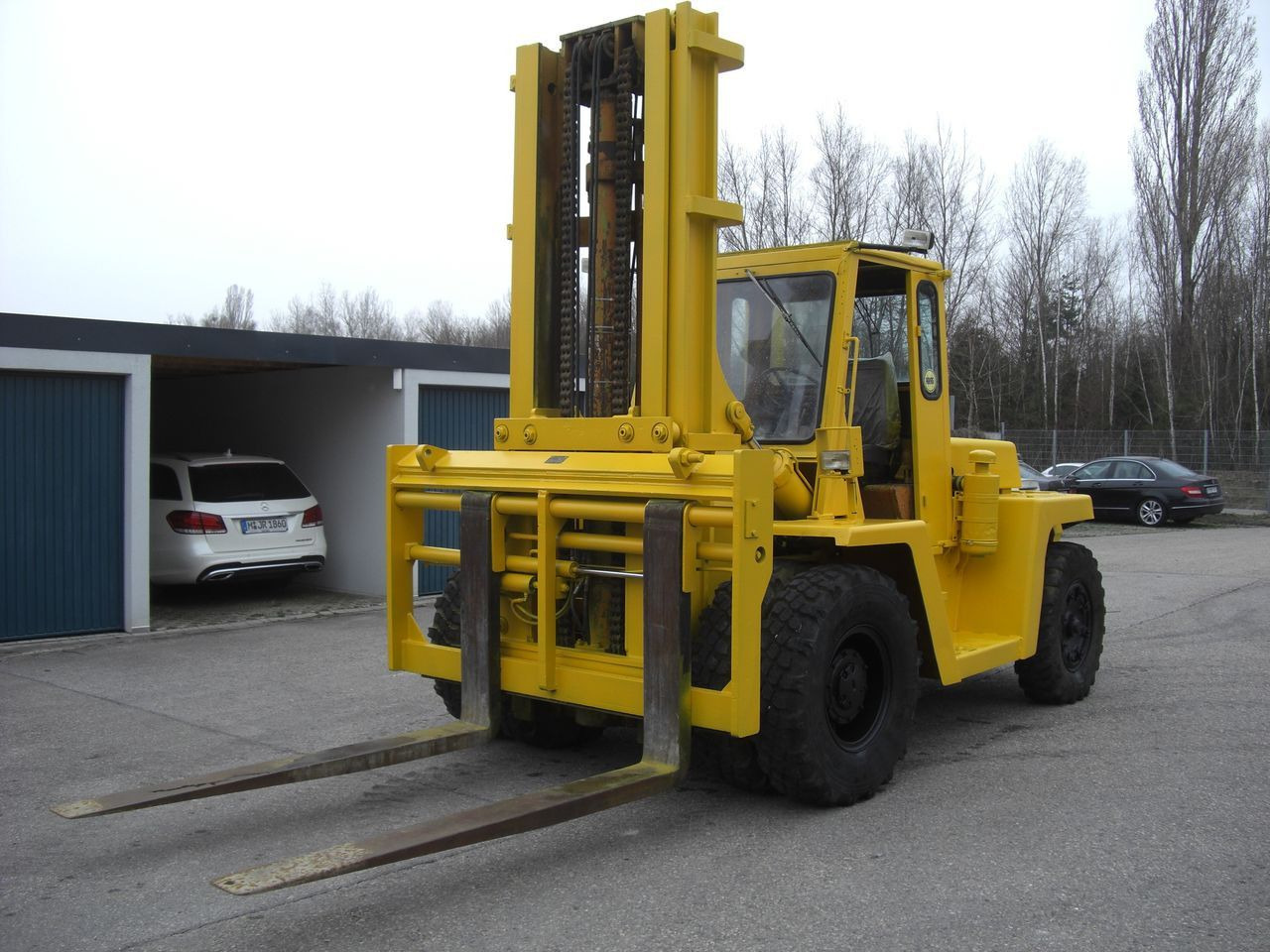 Clark C500YS225PD Clark C500YS225PD - Xe nâng diesel: hình 4 Clark C500YS225PD Clark C500YS225PD - Xe nâng diesel: hình 4
