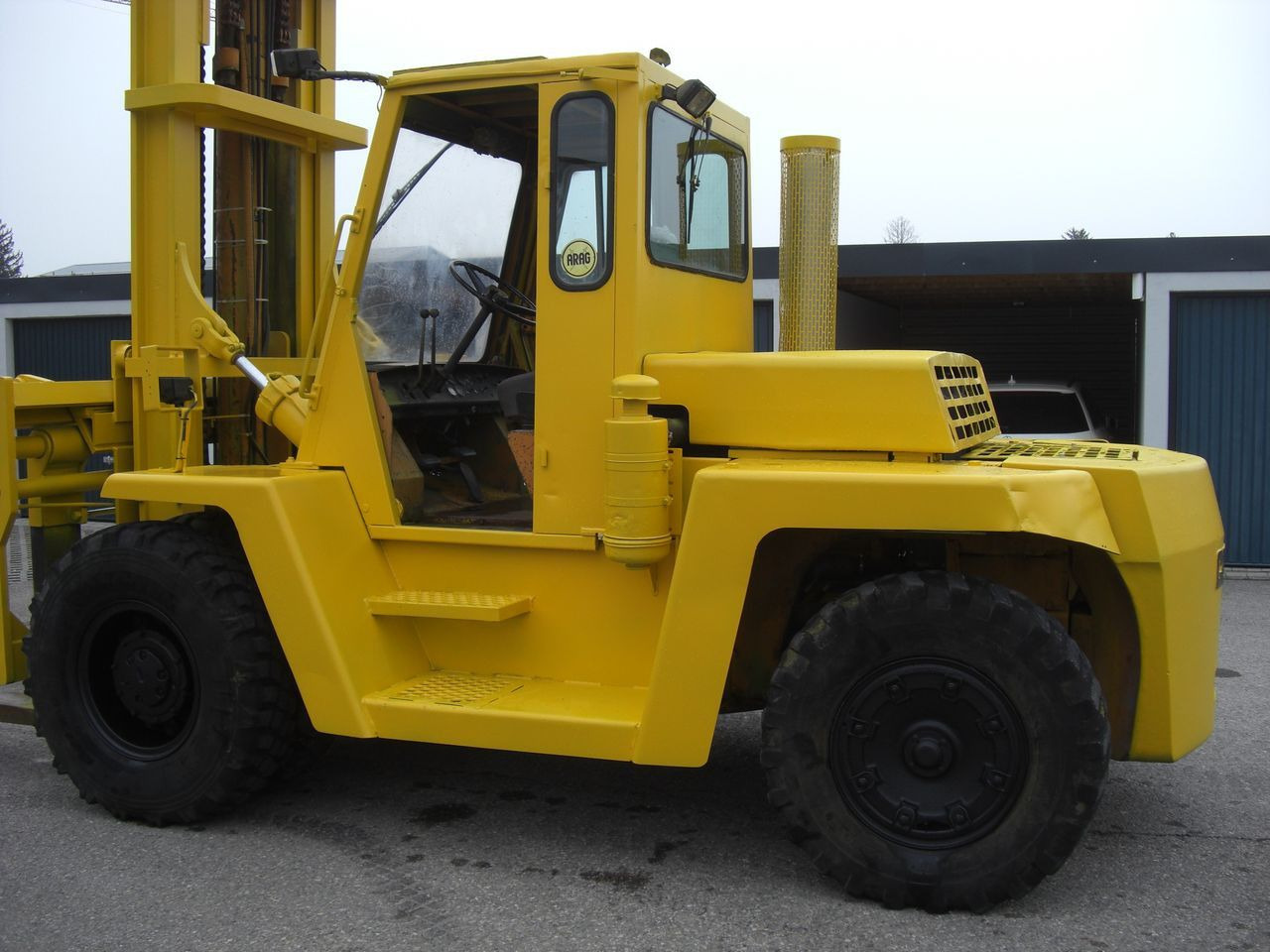 Clark C500YS225PD Clark C500YS225PD - Xe nâng diesel: hình 5 Clark C500YS225PD Clark C500YS225PD - Xe nâng diesel: hình 5
