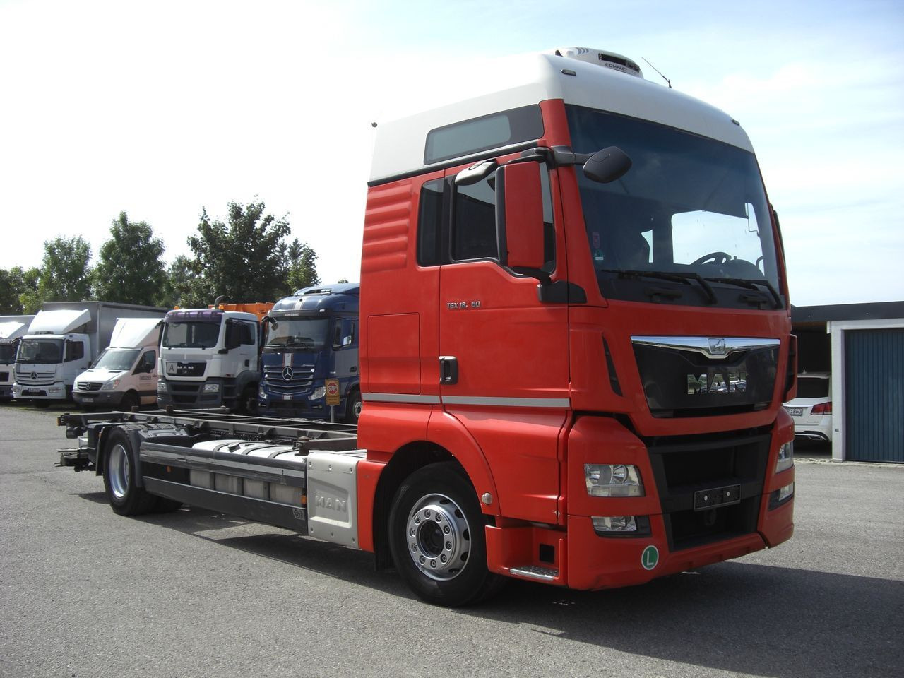 MAN 18360XXL TGX / LBW MAN 18360XXL TGX / LBW - Xe chở container/ Xe tải hoán đổi thân: hình 2 MAN 18360XXL TGX / LBW MAN 18360XXL TGX / LBW - Xe chở container/ Xe tải hoán đổi thân: hình 2