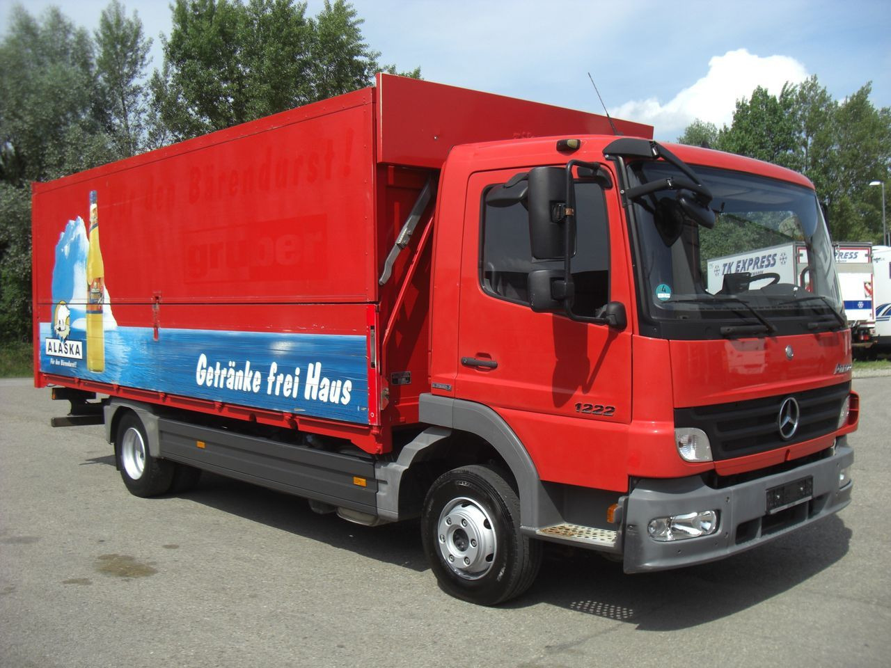 Mercedes-Benz 1222L / Automatik - Xe tải đồ uống: hình 2 Mercedes-Benz 1222L / Automatik - Xe tải đồ uống: hình 2