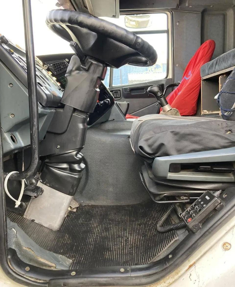 Xe chở container/ Xe tải hoán đổi thân DAF CF 85 Container body: hình 9