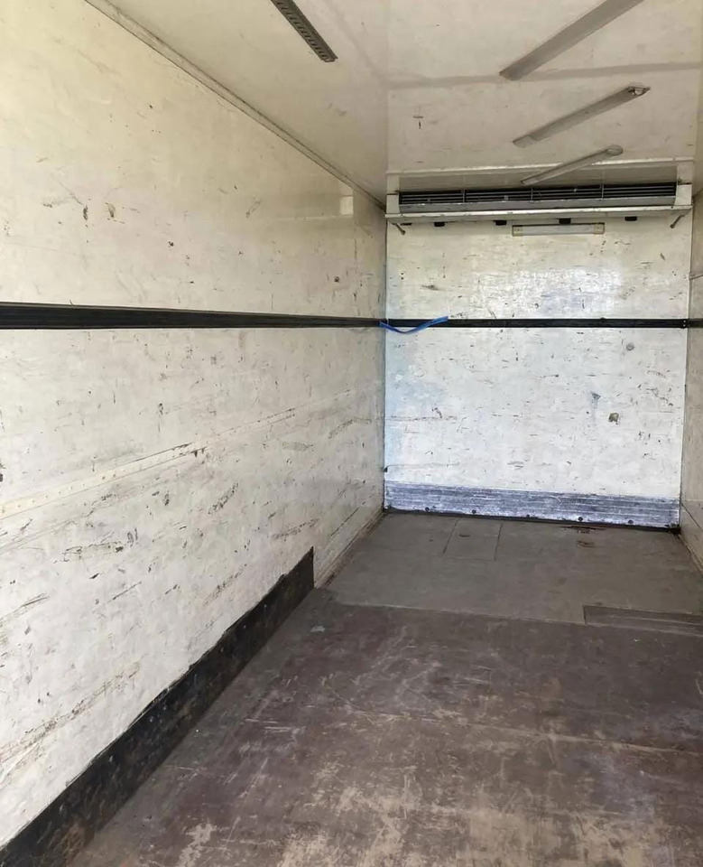 Xe chở container/ Xe tải hoán đổi thân DAF CF 85 Container body: hình 11