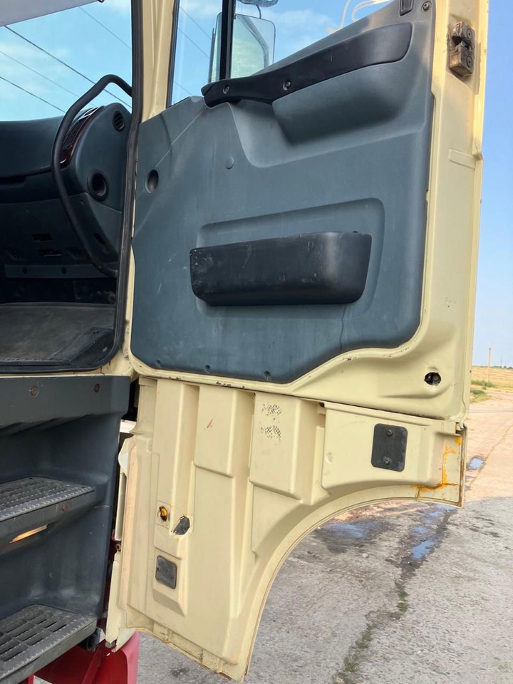 DAF XF 95 430 Platform - Xe tải thùng lửng/ Phẳng: hình 3 DAF XF 95 430 Platform - Xe tải thùng lửng/ Phẳng: hình 3