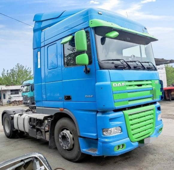 DAF XF 105.460 Tractor unit - Xe đầu kéo: hình 2 DAF XF 105.460 Tractor unit - Xe đầu kéo: hình 2
