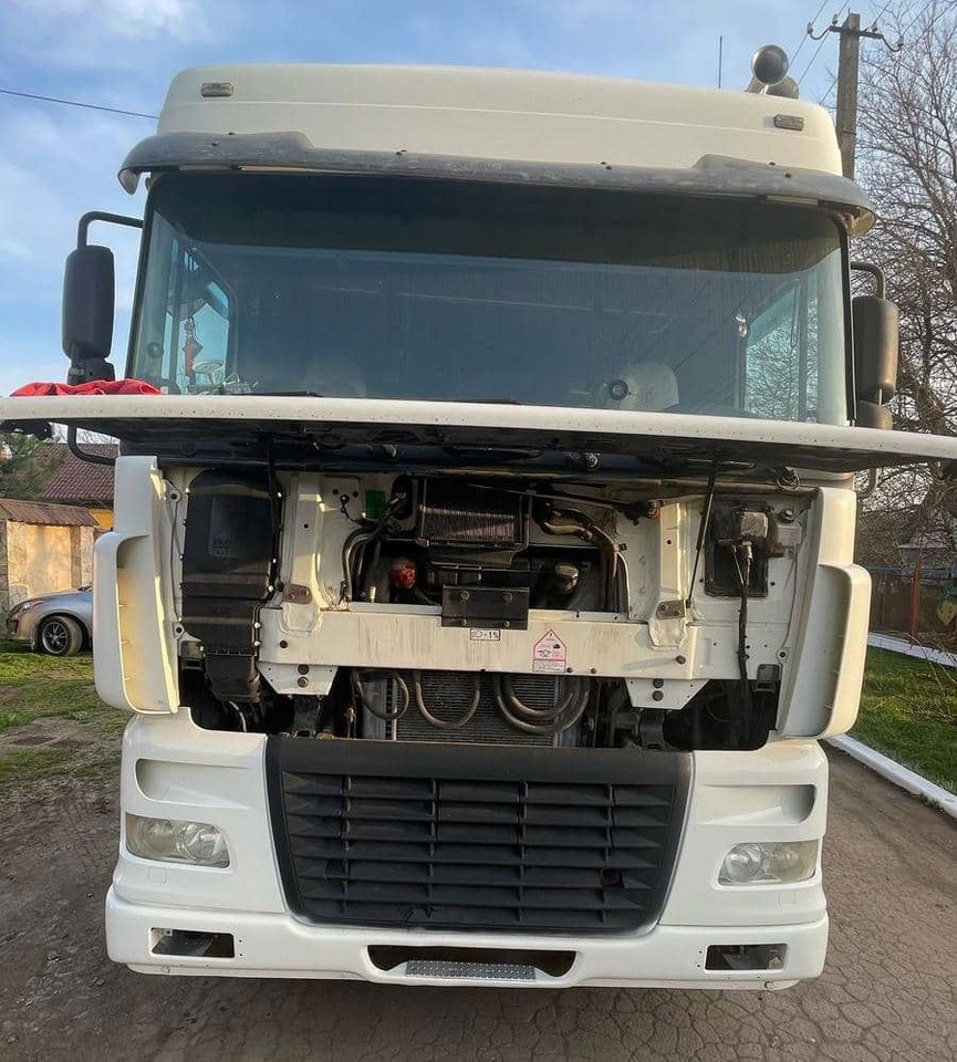 DAF XF 95.430 Tractor head - Xe đầu kéo: hình 1 DAF XF 95.430 Tractor head - Xe đầu kéo: hình 1