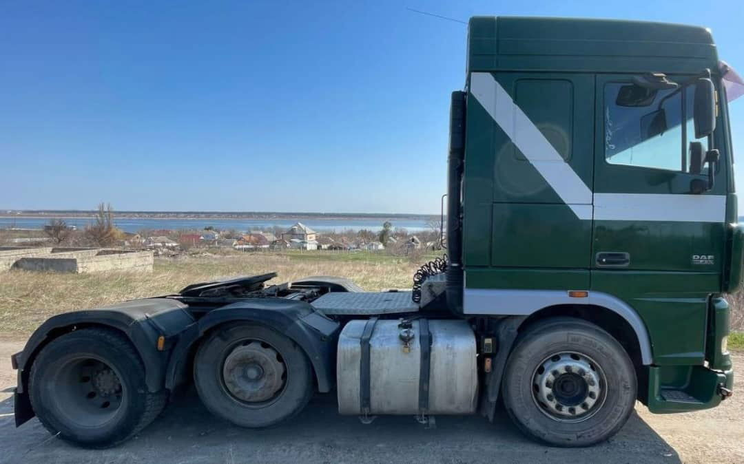 DAF XF 95.430 Tractor unit - Xe đầu kéo: hình 2 DAF XF 95.430 Tractor unit - Xe đầu kéo: hình 2