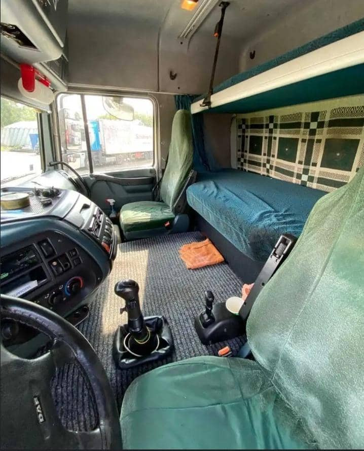 Xe đầu kéo DAF XF 95: hình 8