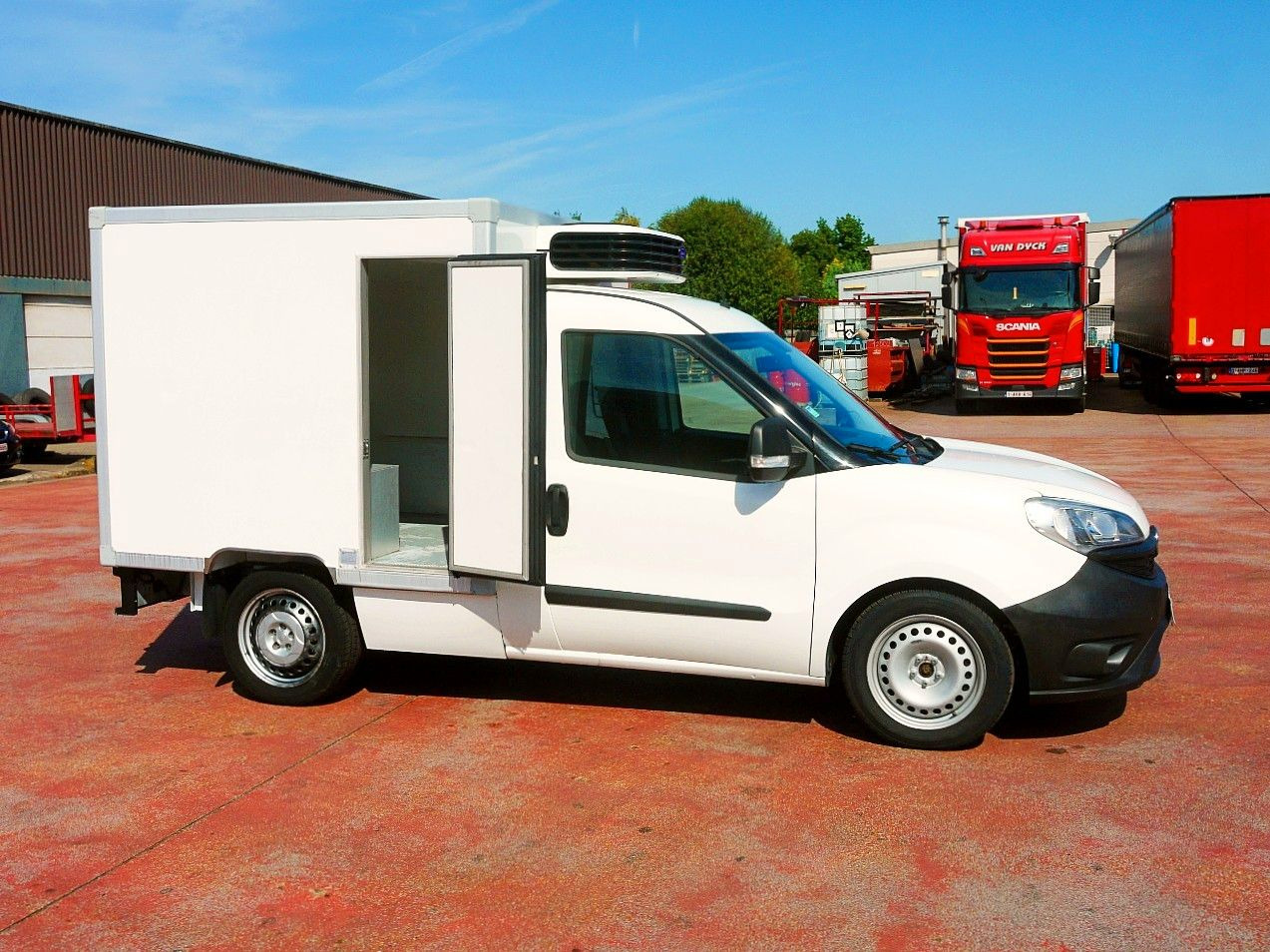 Fiat 1.6 KUHLKOFFER CARRIER XARIOS 200 -20c - Xe van đông lạnh: hình 3 Fiat 1.6 KUHLKOFFER CARRIER XARIOS 200 -20c - Xe van đông lạnh: hình 3