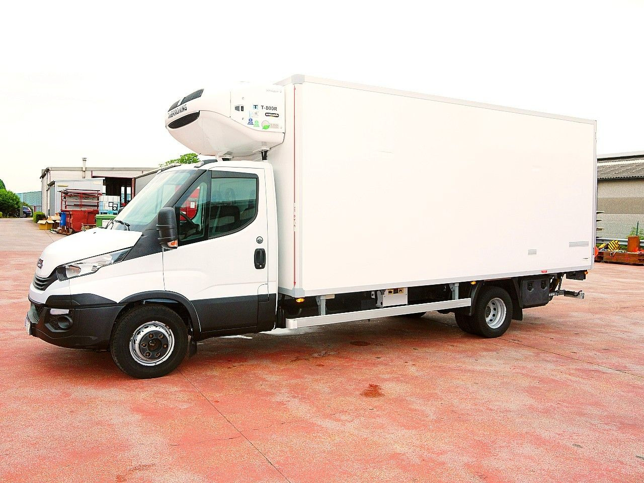 Iveco 72C21 70 65 DAILY THERMOKING T800 A/C LBW LUFT - Xe van đông lạnh: hình 4 Iveco 72C21 70 65 DAILY THERMOKING T800 A/C LBW LUFT - Xe van đông lạnh: hình 4