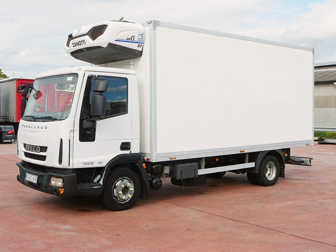 Iveco 75E16 EUROCARGO KUHOKOFFER ZANOTTI -30C Iveco 75E16 EUROCARGO KUHOKOFFER ZANOTTI -30C - Xe tải đông lạnh: hình 3 Iveco 75E16 EUROCARGO KUHOKOFFER ZANOTTI -30C Iveco 75E16 EUROCARGO KUHOKOFFER ZANOTTI -30C - Xe tải đông lạnh: hình 3