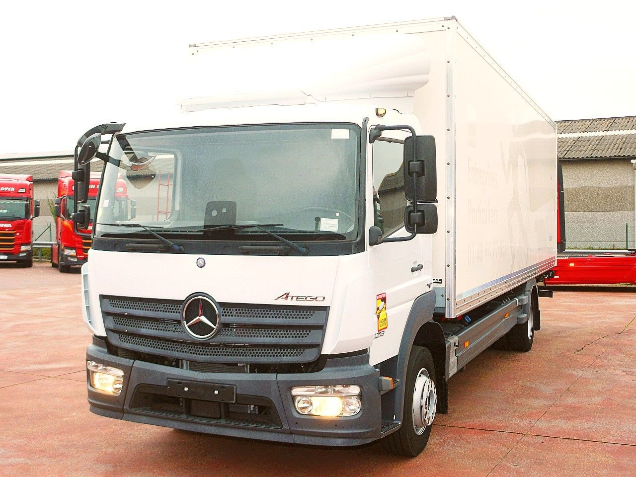 Mercedes-Benz 1218 ATEGO MEUBEL KOFFER A/C 124 Tkm - Xe tải nhỏ thùng kín: hình 5 Mercedes-Benz 1218 ATEGO MEUBEL KOFFER A/C 124 Tkm - Xe tải nhỏ thùng kín: hình 5