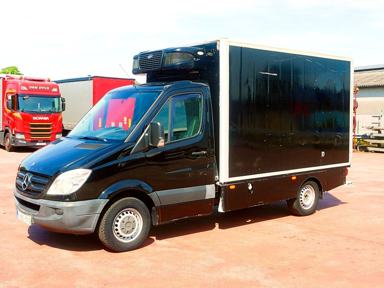 Mercedes-Benz 319 SPRINTER V6 KUHLKOFFER CARRIER PULSOR 600 MT - Xe van đông lạnh: hình 4 Mercedes-Benz 319 SPRINTER V6 KUHLKOFFER CARRIER PULSOR 600 MT - Xe van đông lạnh: hình 4