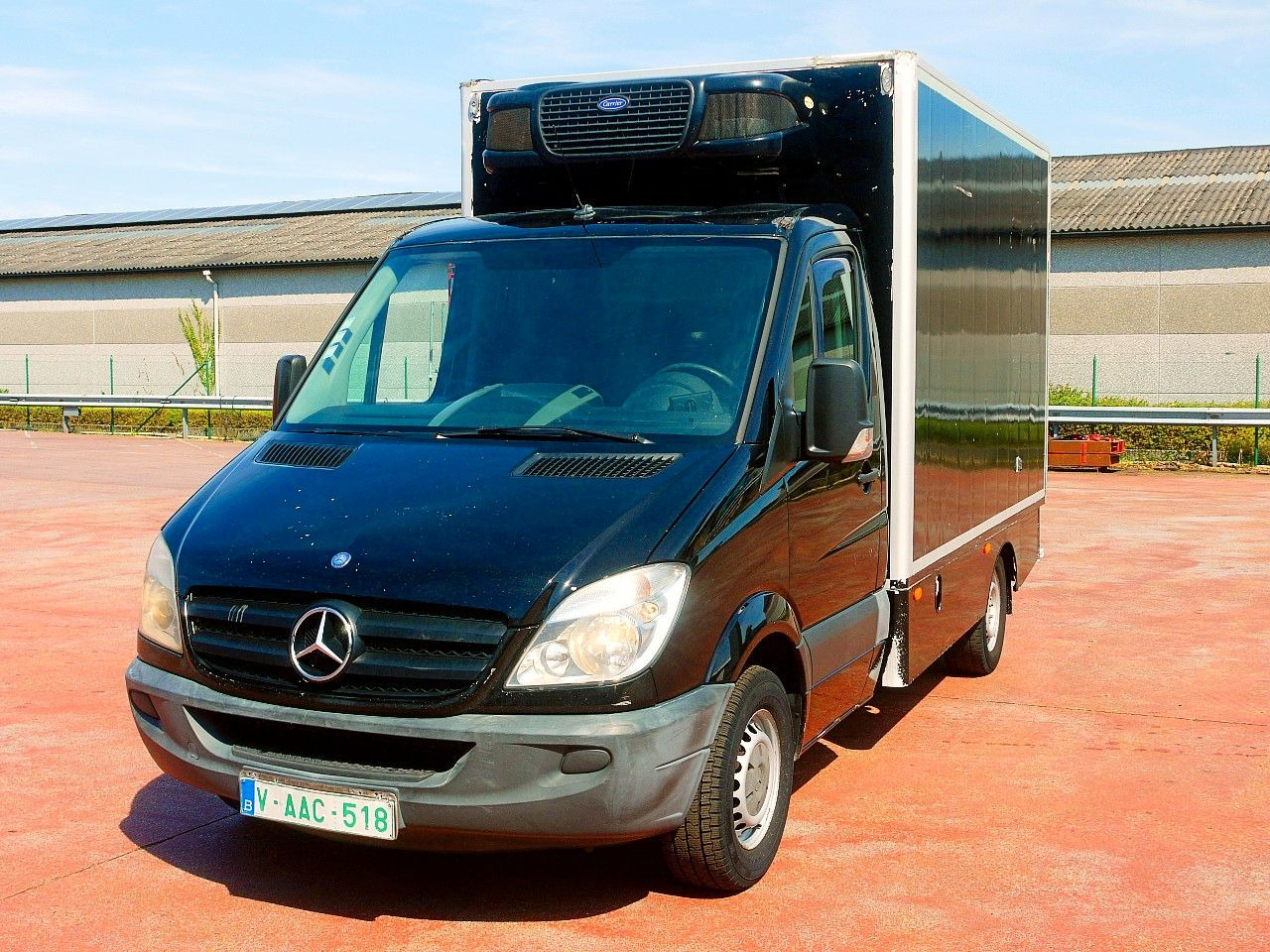 Mercedes-Benz 319 SPRINTER V6 KUHLKOFFER CARRIER PULSOR 600 MT - Xe van đông lạnh: hình 5 Mercedes-Benz 319 SPRINTER V6 KUHLKOFFER CARRIER PULSOR 600 MT - Xe van đông lạnh: hình 5