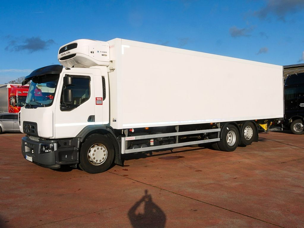 Renault 26.320 D KUHLKOFFER THERMOKING MT T1200 6X2 A/C Renault 26 320 D KUHLKOFFER THERMOKING MT T1200 6X2 A/C - Xe tải đông lạnh: hình 4 Renault 26.320 D KUHLKOFFER THERMOKING MT T1200 6X2 A/C Renault 26 320 D KUHLKOFFER THERMOKING MT T1200 6X2 A/C - Xe tải đông lạnh: hình 4