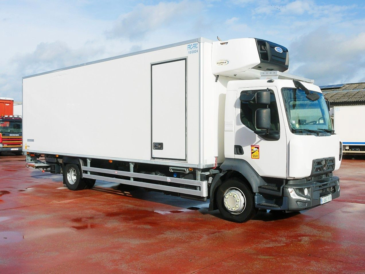 Renault D 16.250 KUHLKOFFER CARRIER SUPRA 1150MT A/C - Xe tải đông lạnh: hình 2 Renault D 16.250 KUHLKOFFER CARRIER SUPRA 1150MT A/C - Xe tải đông lạnh: hình 2