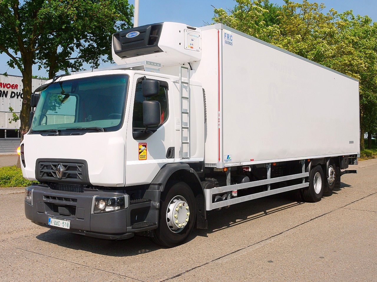Renault D 26.320 6x2 KUHLKOFFER CARRIER SUPRA 850 XL CAB - Xe tải đông lạnh: hình 2 Renault D 26.320 6x2 KUHLKOFFER CARRIER SUPRA 850 XL CAB - Xe tải đông lạnh: hình 2