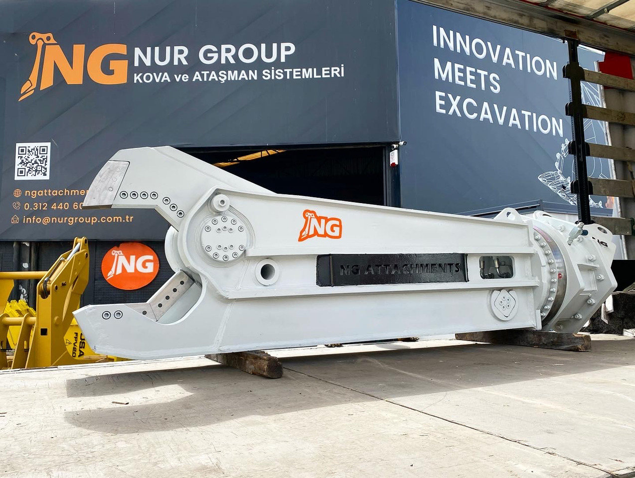HYDRAULIC SCRAP METAL SHEARS - NG ATTACHMENTS - Búa thủy lực cho Máy xúc: hình 1 HYDRAULIC SCRAP METAL SHEARS - NG ATTACHMENTS - Búa thủy lực cho Máy xúc: hình 1