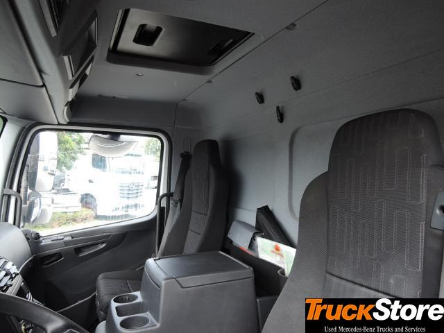 Xe tải hộp Mercedes-Benz Atego 1218 L: hình 8