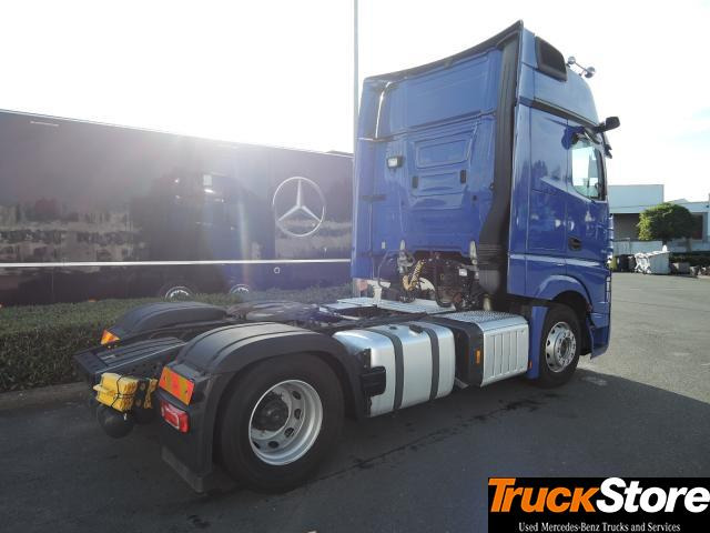 Mercedes-Benz Actros 1845 LS - Xe đầu kéo: hình 4 Mercedes-Benz Actros 1845 LS - Xe đầu kéo: hình 4