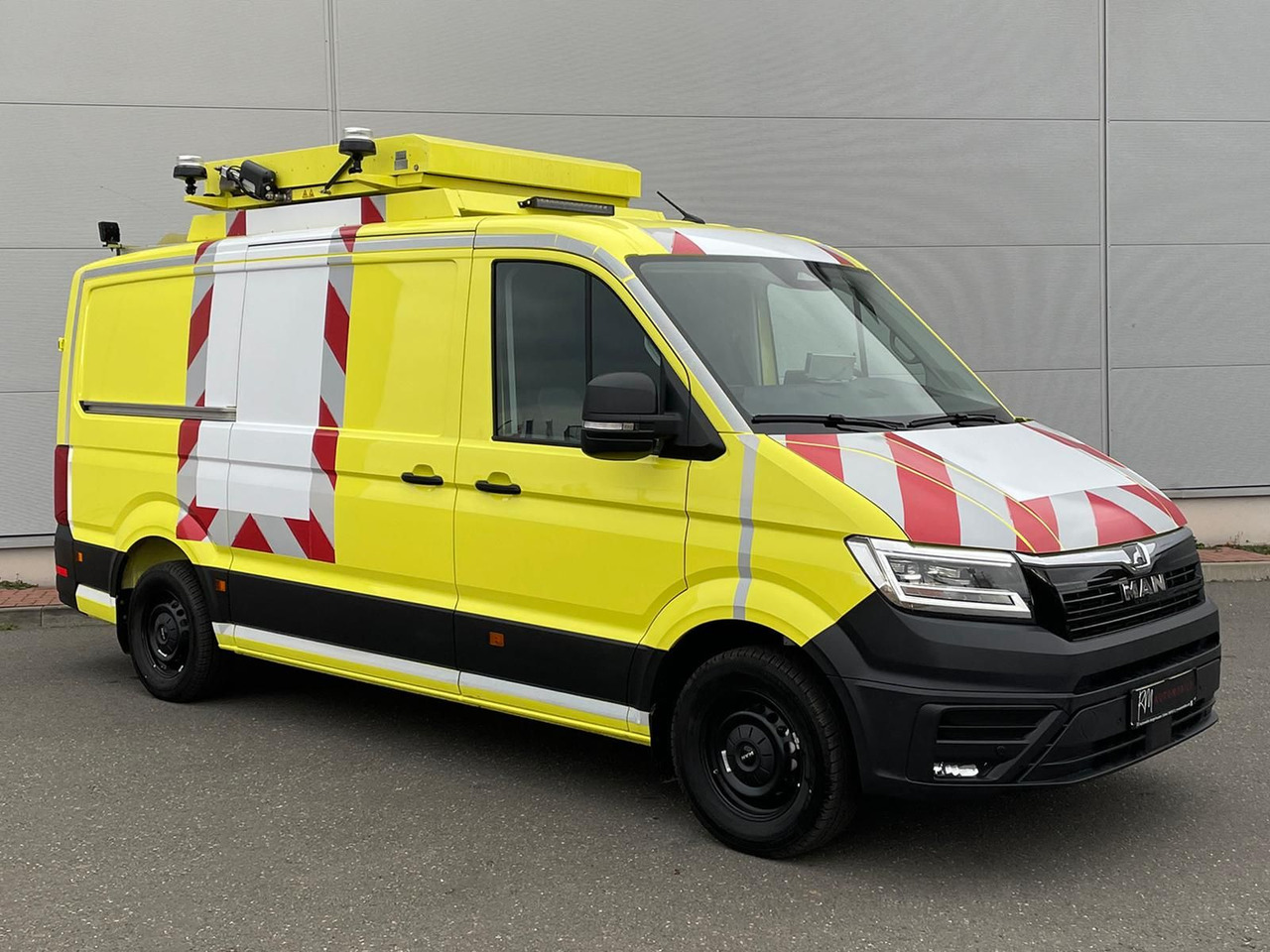 MAN TGE 3.180 L3H2 BF4 BEGLEITFAHRZEUG STANDHZ ACC - Xe van chở hàng: hình 2 MAN TGE 3.180 L3H2 BF4 BEGLEITFAHRZEUG STANDHZ ACC - Xe van chở hàng: hình 2