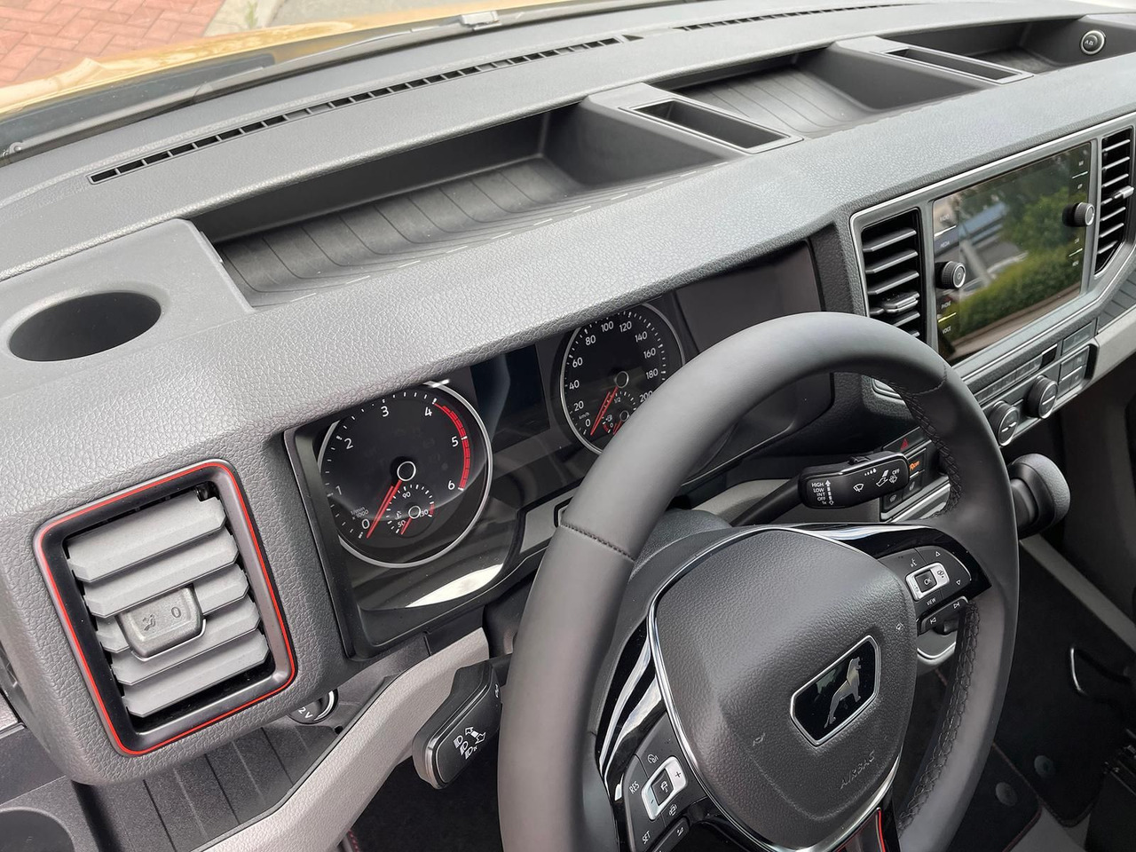 Xe van chở hàng, Xe tải van mới MAN TGE 3.180 L3H3 MIXTO Individual Lion S ACC LED: hình 19 Xe van chở hàng, Xe tải van mới MAN TGE 3.180 L3H3 MIXTO Individual Lion S ACC LED: hình 19