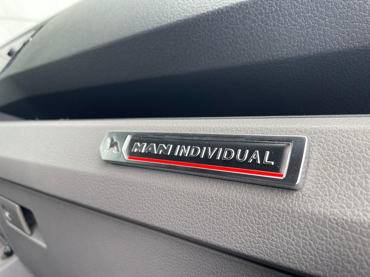 Xe van chở hàng, Xe tải van mới MAN TGE 3.180 L3H3 MIXTO Individual Lion S ACC LED: hình 36 Xe van chở hàng, Xe tải van mới MAN TGE 3.180 L3H3 MIXTO Individual Lion S ACC LED: hình 36