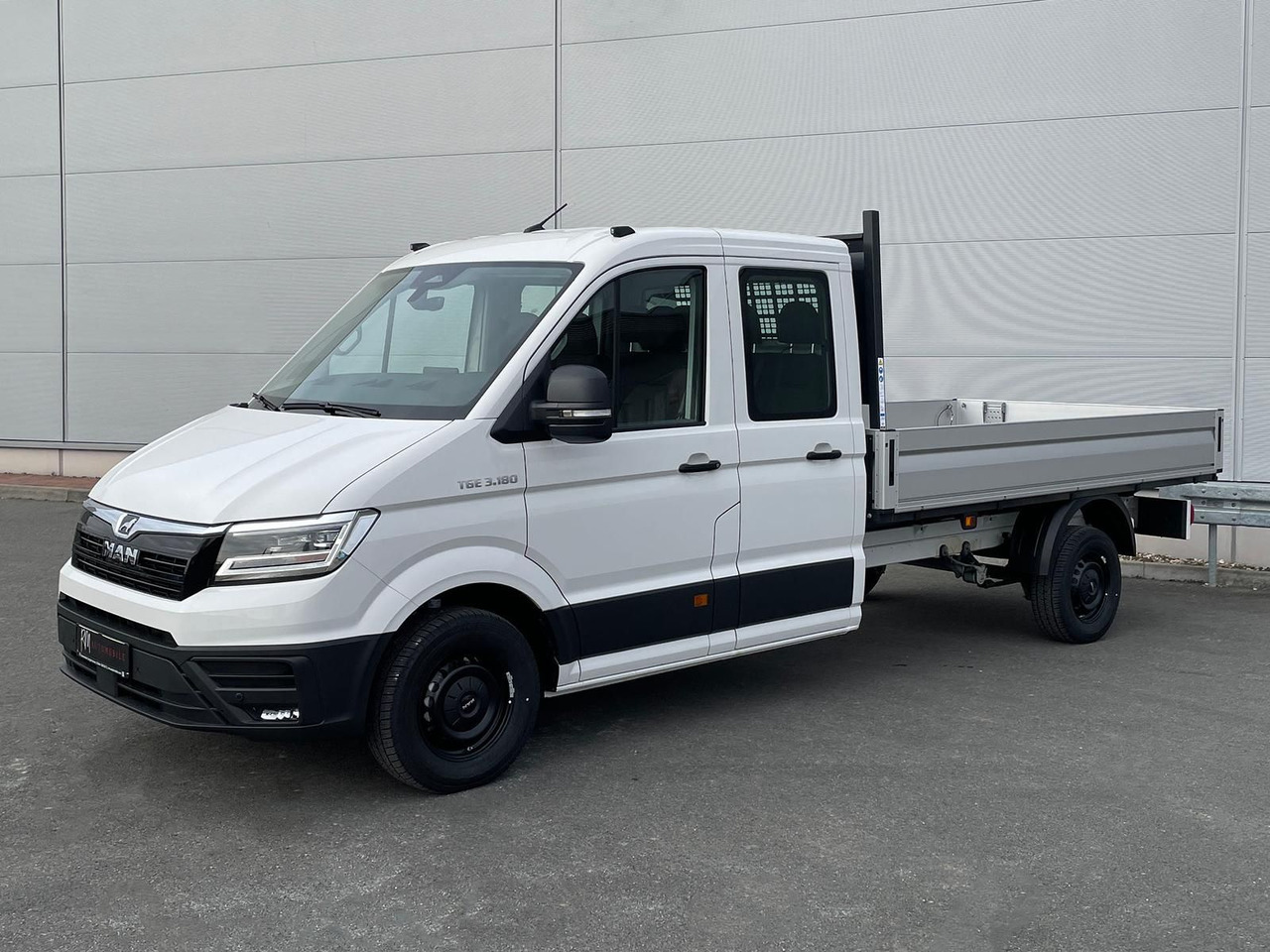MAN TGE 3.180 Pritsche DOKA LR AHK SITZHZ STANDHZ - Xe hơi: hình 1 MAN TGE 3.180 Pritsche DOKA LR AHK SITZHZ STANDHZ - Xe hơi: hình 1