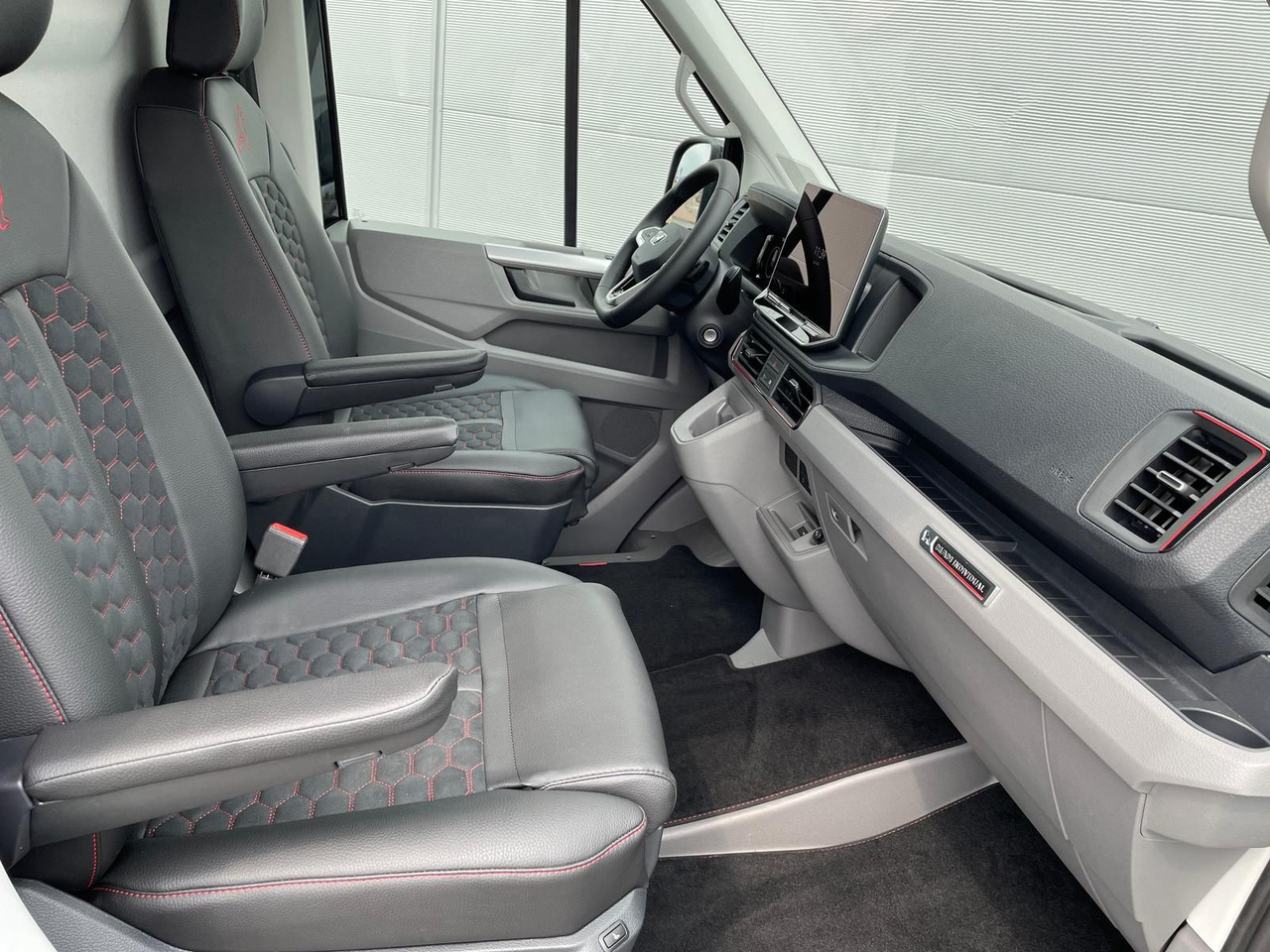 Xe hơi MAN TGE 3.200 L3H2 Kasten 4x4 Individual S ACC STHZ: hình 15