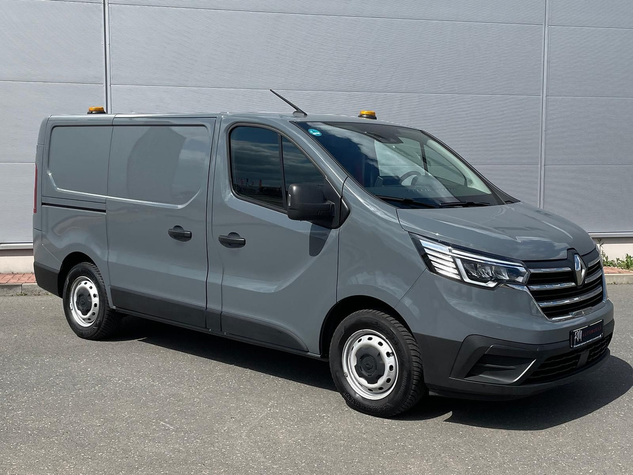 Renault Trafic Kasten RED EDITION L1H1 AHK LED DAB MFL - Xe van chở khách: hình 2 Renault Trafic Kasten RED EDITION L1H1 AHK LED DAB MFL - Xe van chở khách: hình 2