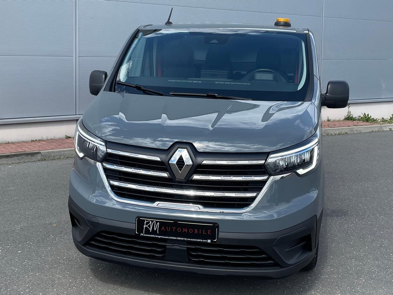 Renault Trafic Kasten RED EDITION L1H1 AHK LED DAB MFL - Xe van chở khách: hình 4 Renault Trafic Kasten RED EDITION L1H1 AHK LED DAB MFL - Xe van chở khách: hình 4