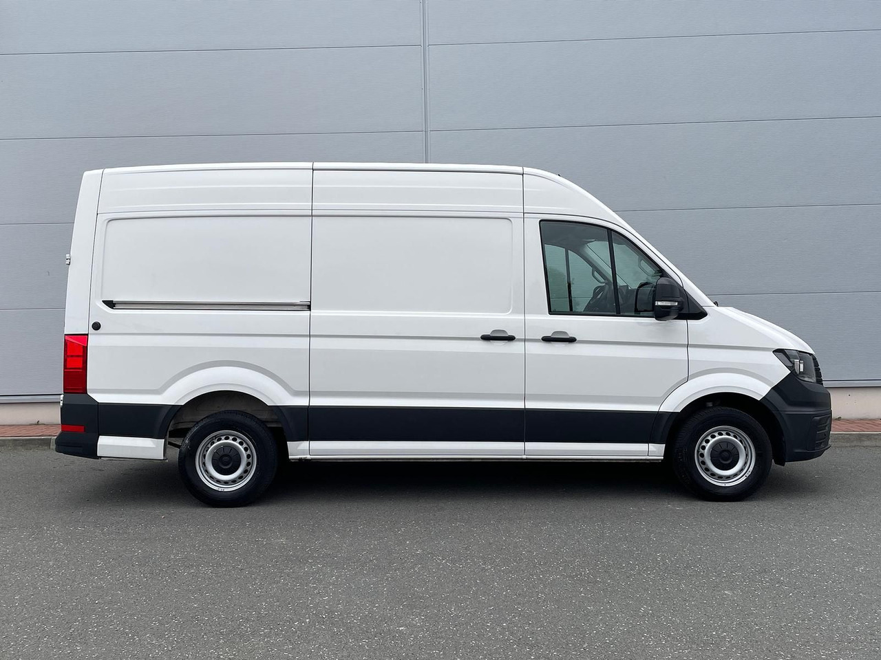 Volkswagen Crafter Kasten 35 L3H3 Autom. NAVI DAB PDC TEMP - Xe van chở khách: hình 5 Volkswagen Crafter Kasten 35 L3H3 Autom. NAVI DAB PDC TEMP - Xe van chở khách: hình 5
