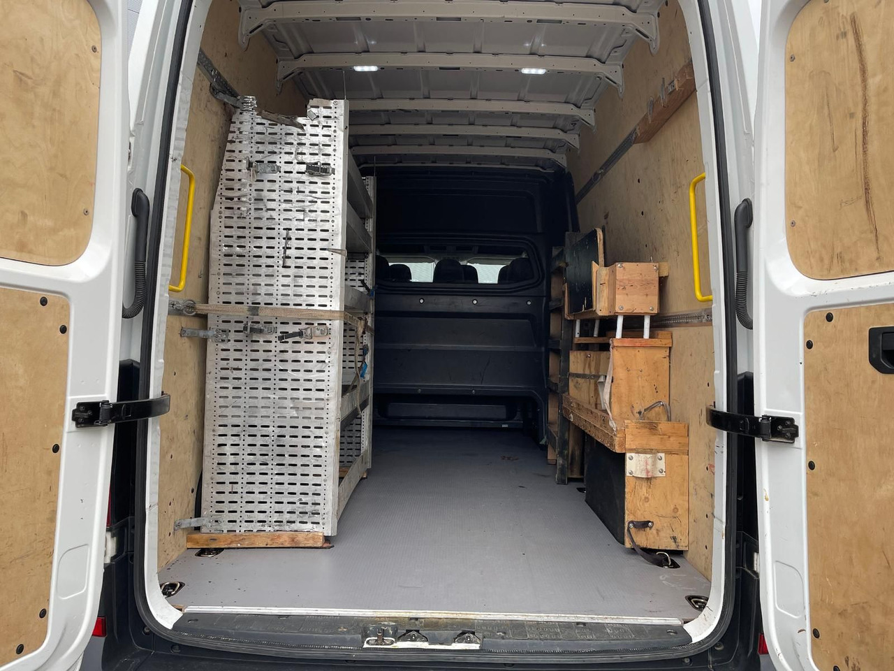 Xe van chở hàng Volkswagen Crafter Kasten 35 L4H3 AHK KLIMA DAB PDC KAMERA: hình 24 Xe van chở hàng Volkswagen Crafter Kasten 35 L4H3 AHK KLIMA DAB PDC KAMERA: hình 24