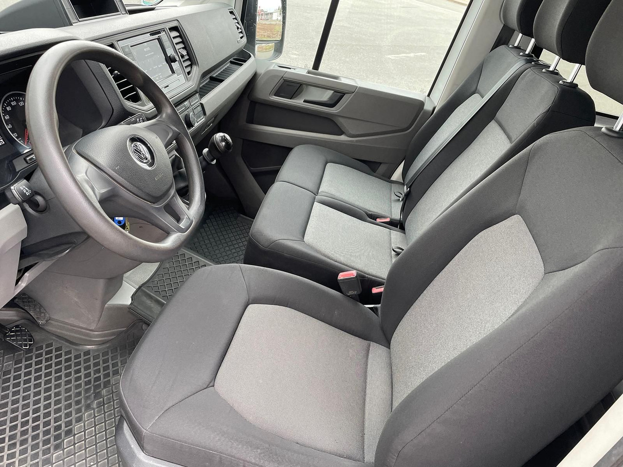 Xe van chở hàng Volkswagen Crafter Kasten 35 L4H3 AHK KLIMA DAB PDC KAMERA: hình 21 Xe van chở hàng Volkswagen Crafter Kasten 35 L4H3 AHK KLIMA DAB PDC KAMERA: hình 21