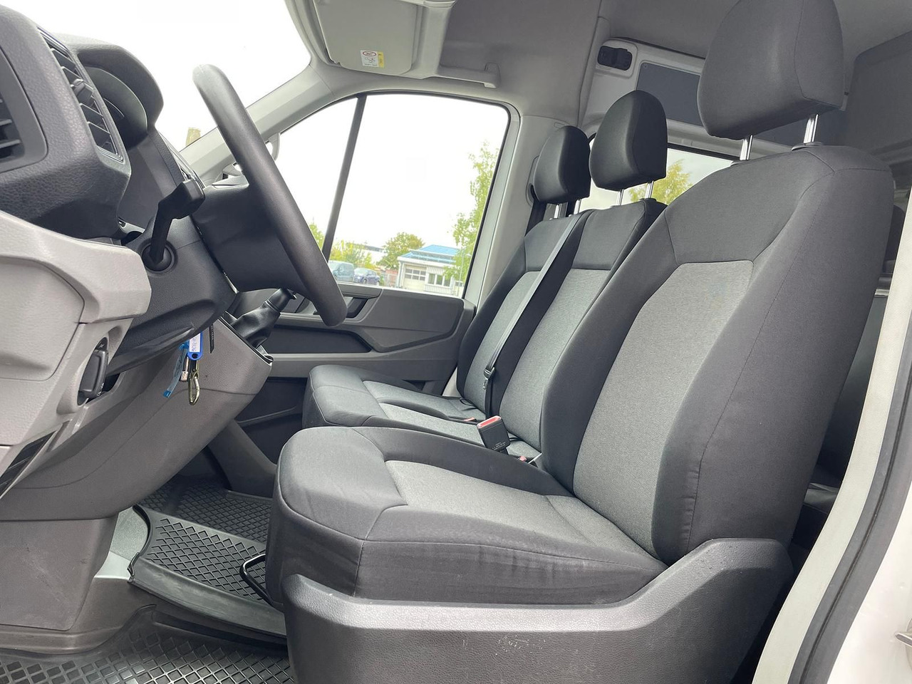 Xe van chở hàng Volkswagen Crafter Kasten 35 L4H3 AHK KLIMA DAB PDC KAMERA: hình 12 Xe van chở hàng Volkswagen Crafter Kasten 35 L4H3 AHK KLIMA DAB PDC KAMERA: hình 12