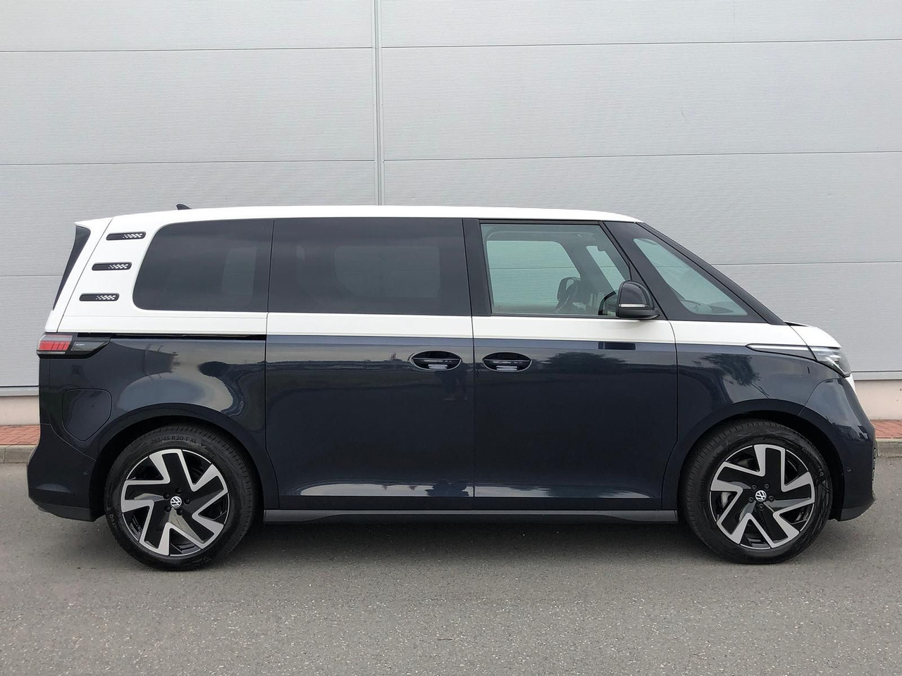 Volkswagen ID. Buzz 150 kW Pro AHK ACC MATRIX LED KEYLESS - Xe bus mini, Xe buýt điện: hình 5 Volkswagen ID. Buzz 150 kW Pro AHK ACC MATRIX LED KEYLESS - Xe bus mini, Xe buýt điện: hình 5