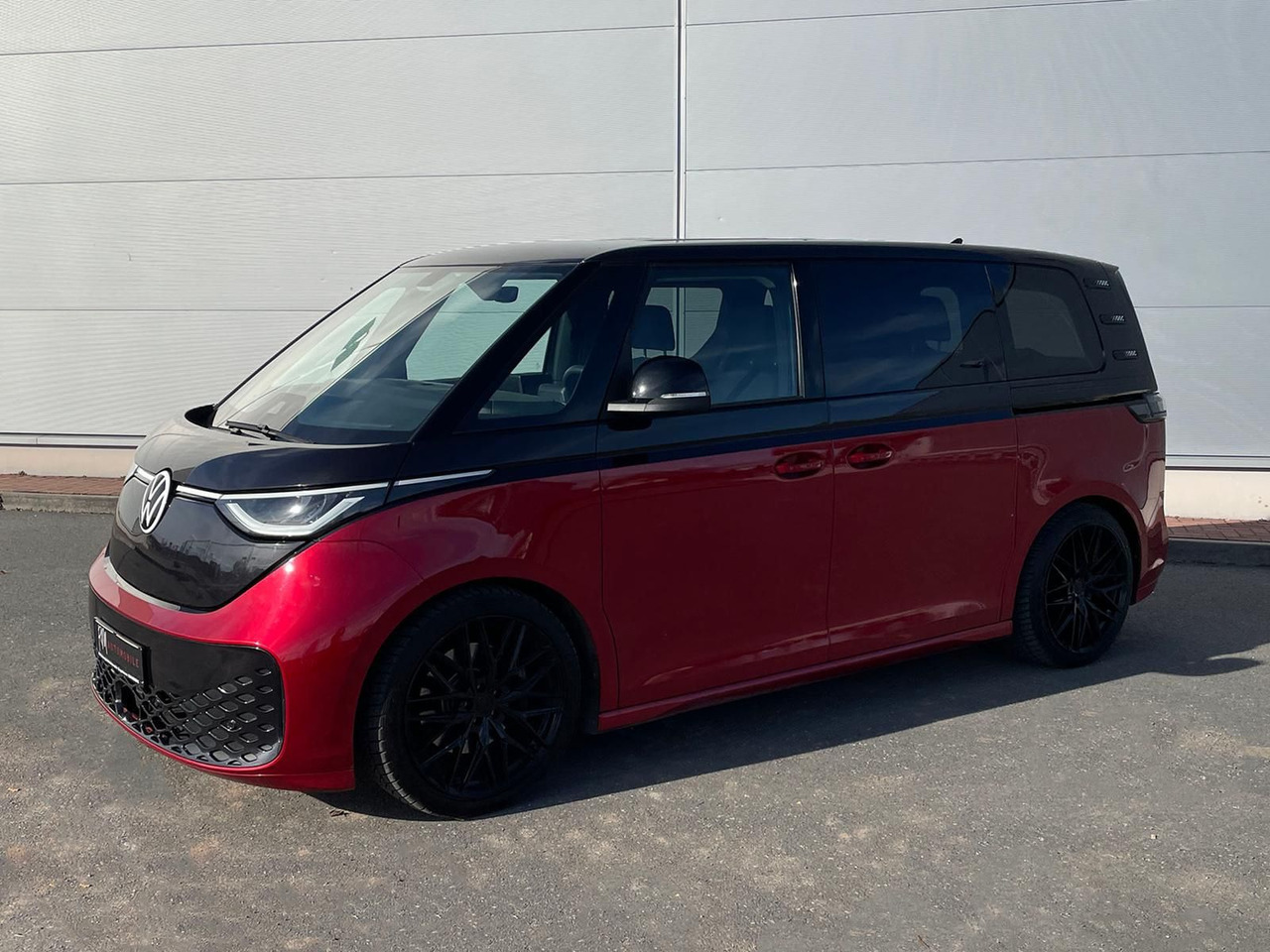 Volkswagen ID.Buzz KW Fahrwerk LM Felgen KLIMA PDC ACC DAB - Xe van chở khách, Xe van điện: hình 2 Volkswagen ID.Buzz KW Fahrwerk LM Felgen KLIMA PDC ACC DAB - Xe van chở khách, Xe van điện: hình 2