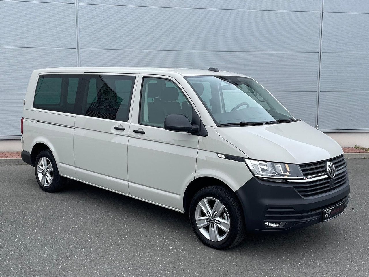Volkswagen T6.1 Transporter 2.0 TDI lang 4MOTION SITZHZ NAV - Xe van chở hàng: hình 2 Volkswagen T6.1 Transporter 2.0 TDI lang 4MOTION SITZHZ NAV - Xe van chở hàng: hình 2