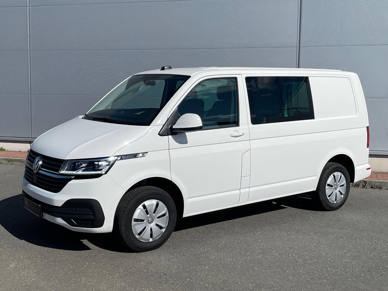 Volkswagen T6.1 Transporter Kasten 4M ACC PDC KAMERA STANDH - Xe van chở hàng: hình 1 Volkswagen T6.1 Transporter Kasten 4M ACC PDC KAMERA STANDH - Xe van chở hàng: hình 1