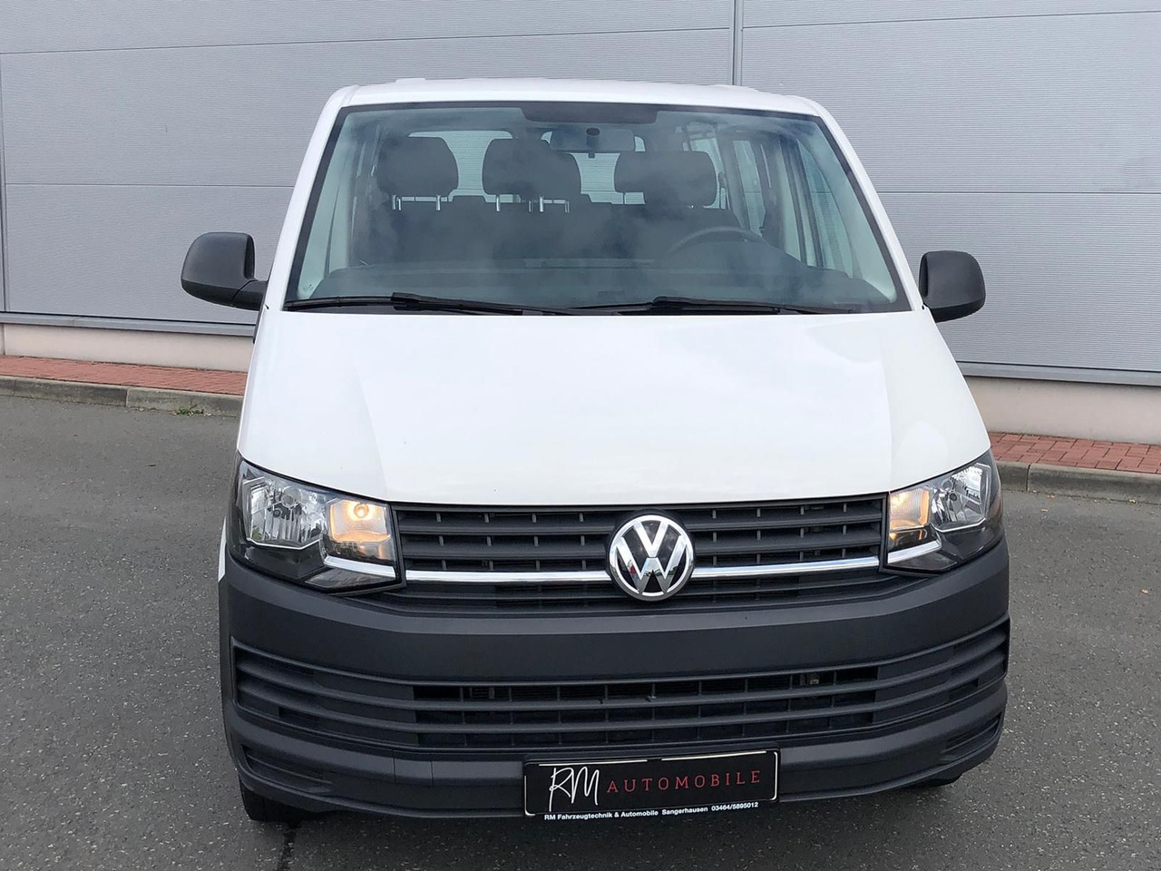 Volkswagen T6 Transporter 2.0 TDI Kombi lang 9-SITZE TEMP - Xe hơi: hình 3 Volkswagen T6 Transporter 2.0 TDI Kombi lang 9-SITZE TEMP - Xe hơi: hình 3