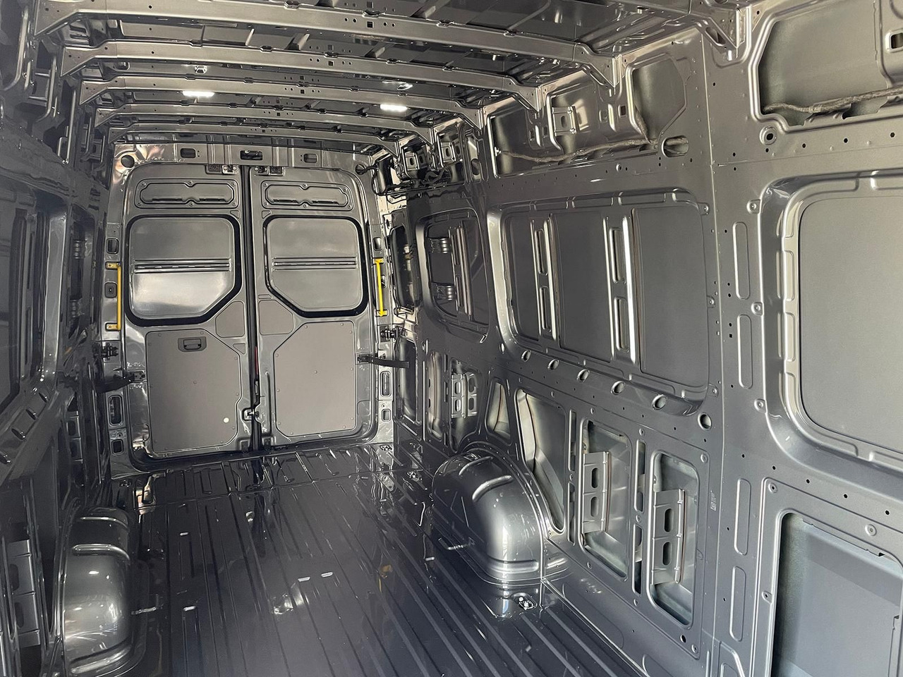 Xe tải nhỏ MAN TGE 3.180 L5H3 Kasten STANDHZ ACC LED SITZHZ: hình 18 Xe tải nhỏ MAN TGE 3.180 L5H3 Kasten STANDHZ ACC LED SITZHZ: hình 18