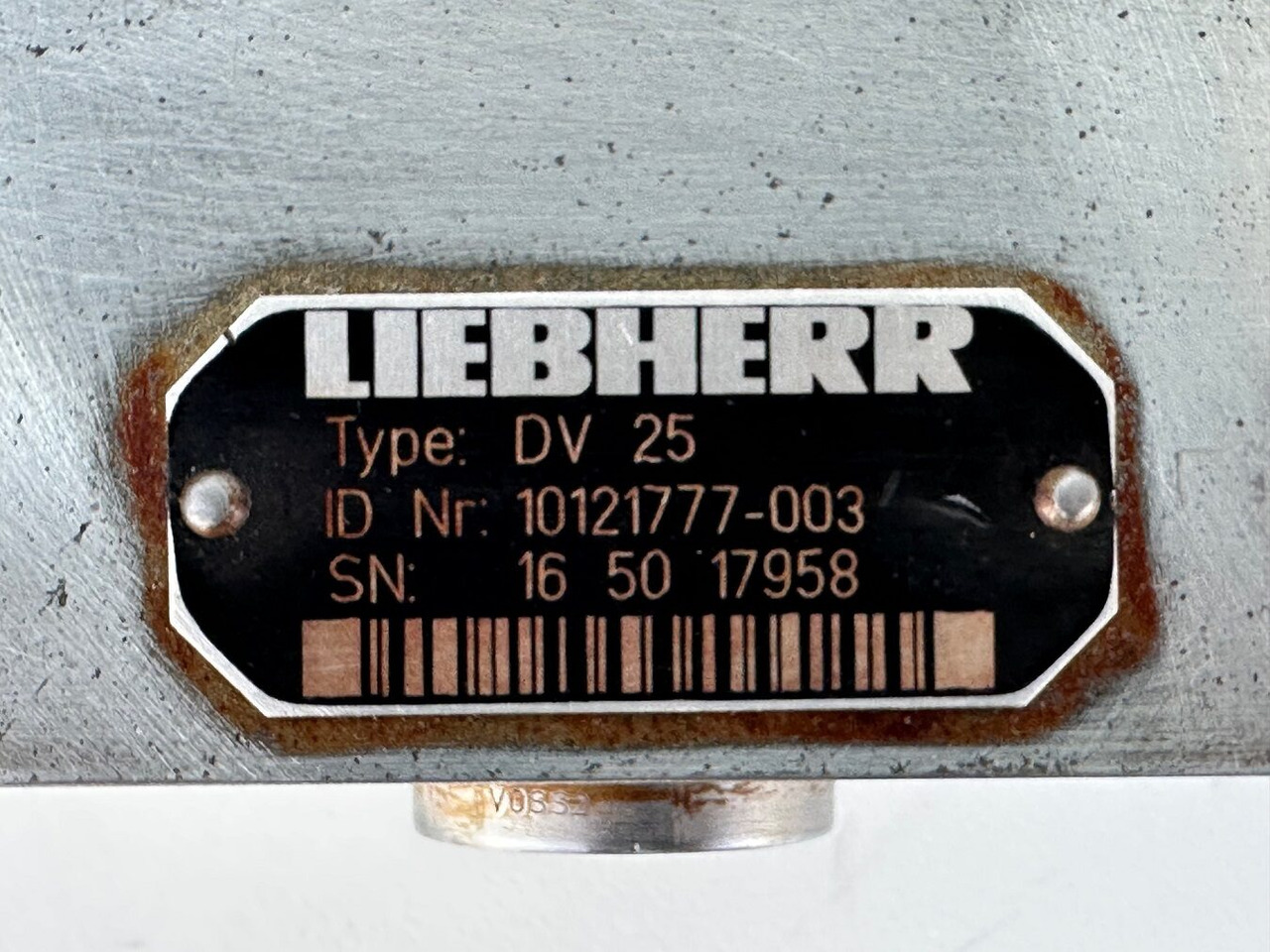 Mô tơ quay toa cho Máy móc xây dựng Liebherr Dämpfungsventil ID-Nr.10121777. P924 COMP, P926, R926, R916, R922, R924 COMP, R924, R926 COMP, R926, R930, R936, R946, R950 T, R960 T. #10121777.43199#: hình 7 Mô tơ quay toa cho Máy móc xây dựng Liebherr Dämpfungsventil ID-Nr.10121777. P924 COMP, P926, R926, R916, R922, R924 COMP, R924, R926 COMP, R926, R930, R936, R946, R950 T, R960 T. #10121777.43199#: hình 7