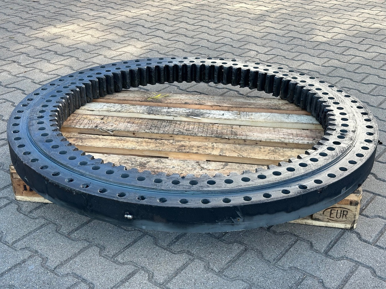 Liebherr Drehkranz - Kugeldrehverbindung Typ:KUD120 VJ 001. ID-Nr.969077501. MK 88, MK88 Plus. #969077501.10178# - Vòng bánh răng xoay cho Cẩu bánh lốp: hình 4 Liebherr Drehkranz - Kugeldrehverbindung Typ:KUD120 VJ 001. ID-Nr.969077501. MK 88, MK88 Plus. #969077501.10178# - Vòng bánh răng xoay cho Cẩu bánh lốp: hình 4