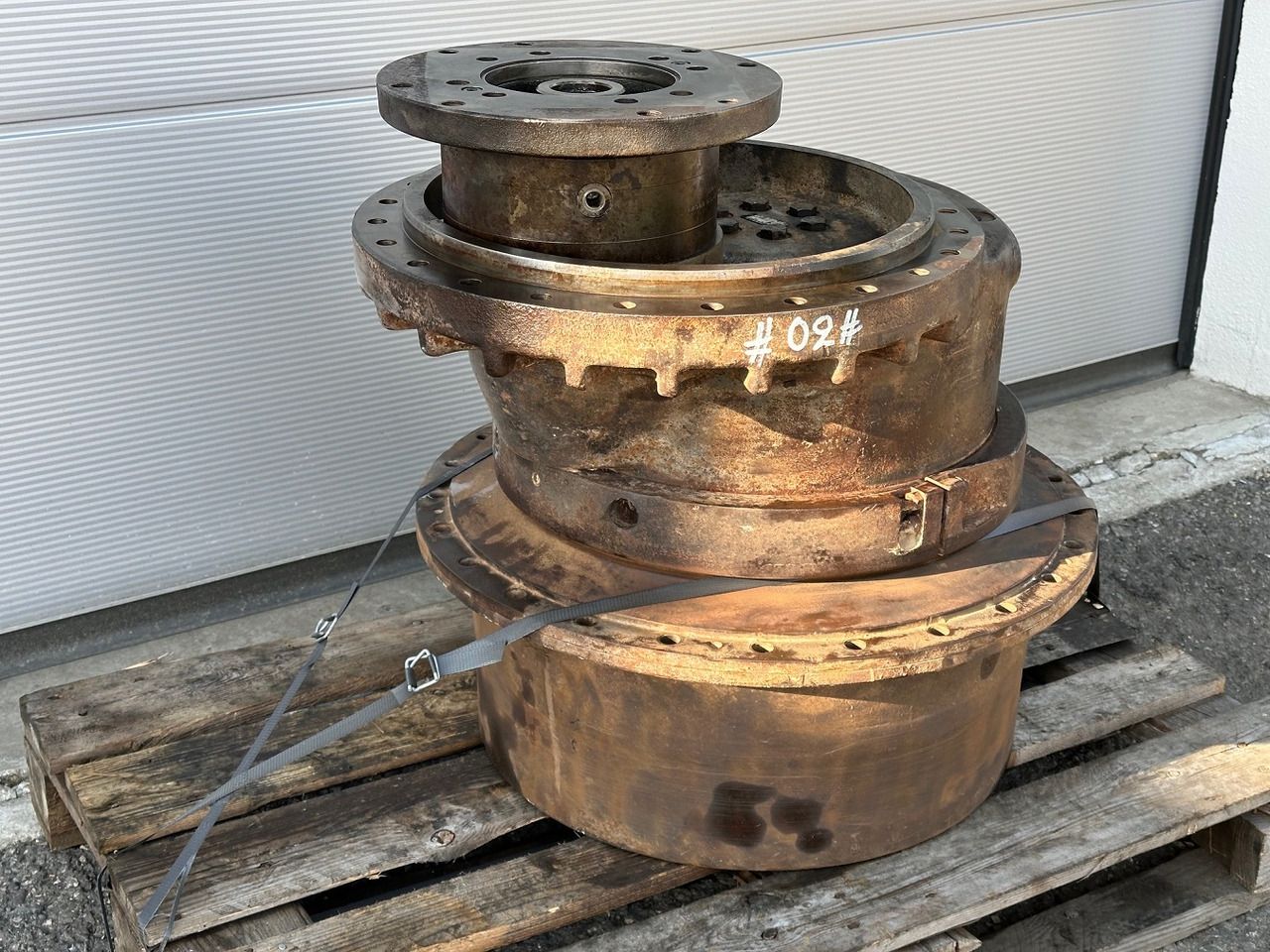 Liebherr Fahrantrieb FAT450E510. ID-Nr.970351501 - ID-Nr.90025195 - ID-Nr.90203584. LR634-992, LU755D-999, O634-992, PR734-4L-1481,PR734-4XL-1659. #10739.02# - Mô tơ di chuyển cho Máy ủi: hình 1 Liebherr Fahrantrieb FAT450E510. ID-Nr.970351501 - ID-Nr.90025195 - ID-Nr.90203584. LR634-992, LU755D-999, O634-992, PR734-4L-1481,PR734-4XL-1659. #10739.02# - Mô tơ di chuyển cho Máy ủi: hình 1