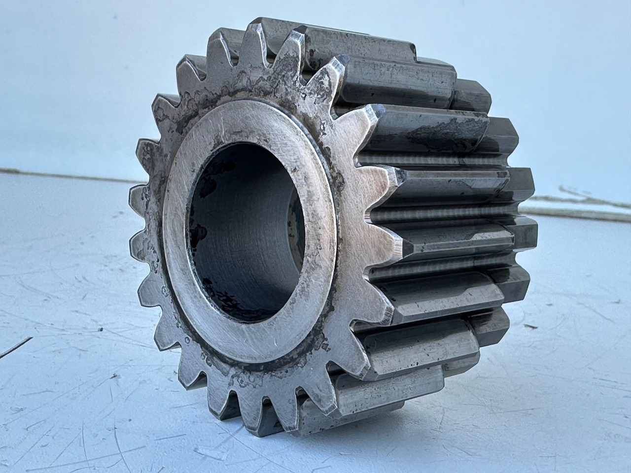 Liebherr Sonnenrad ID-Nr.90002821. FAT400P112, FAT400P130, FAT400P139. R926, R928, R930, R934, R936, R938, R940, R944, R946, R950 T. #90002821.06.08.01# - Mô tơ di chuyển cho Máy xúc: hình 2 Liebherr Sonnenrad ID-Nr.90002821. FAT400P112, FAT400P130, FAT400P139. R926, R928, R930, R934, R936, R938, R940, R944, R946, R950 T. #90002821.06.08.01# - Mô tơ di chuyển cho Máy xúc: hình 2