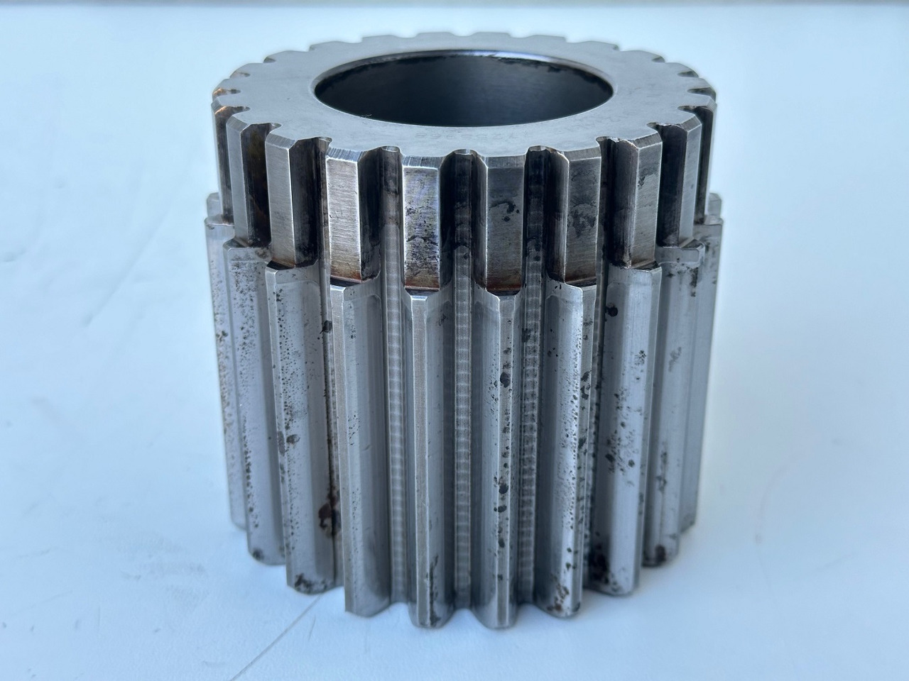 Liebherr Sonnenrad ID-Nr.90016258. FAT400P112,FAT400P130,FAT400P139,LOS1936,LOS926,R926,R928,R930,R934,R936,R938,R940,R944,R946,R950T. #90016258.06.08# - Mô tơ di chuyển cho Máy xúc bánh xích: hình 3 Liebherr Sonnenrad ID-Nr.90016258. FAT400P112,FAT400P130,FAT400P139,LOS1936,LOS926,R926,R928,R930,R934,R936,R938,R940,R944,R946,R950T. #90016258.06.08# - Mô tơ di chuyển cho Máy xúc bánh xích: hình 3