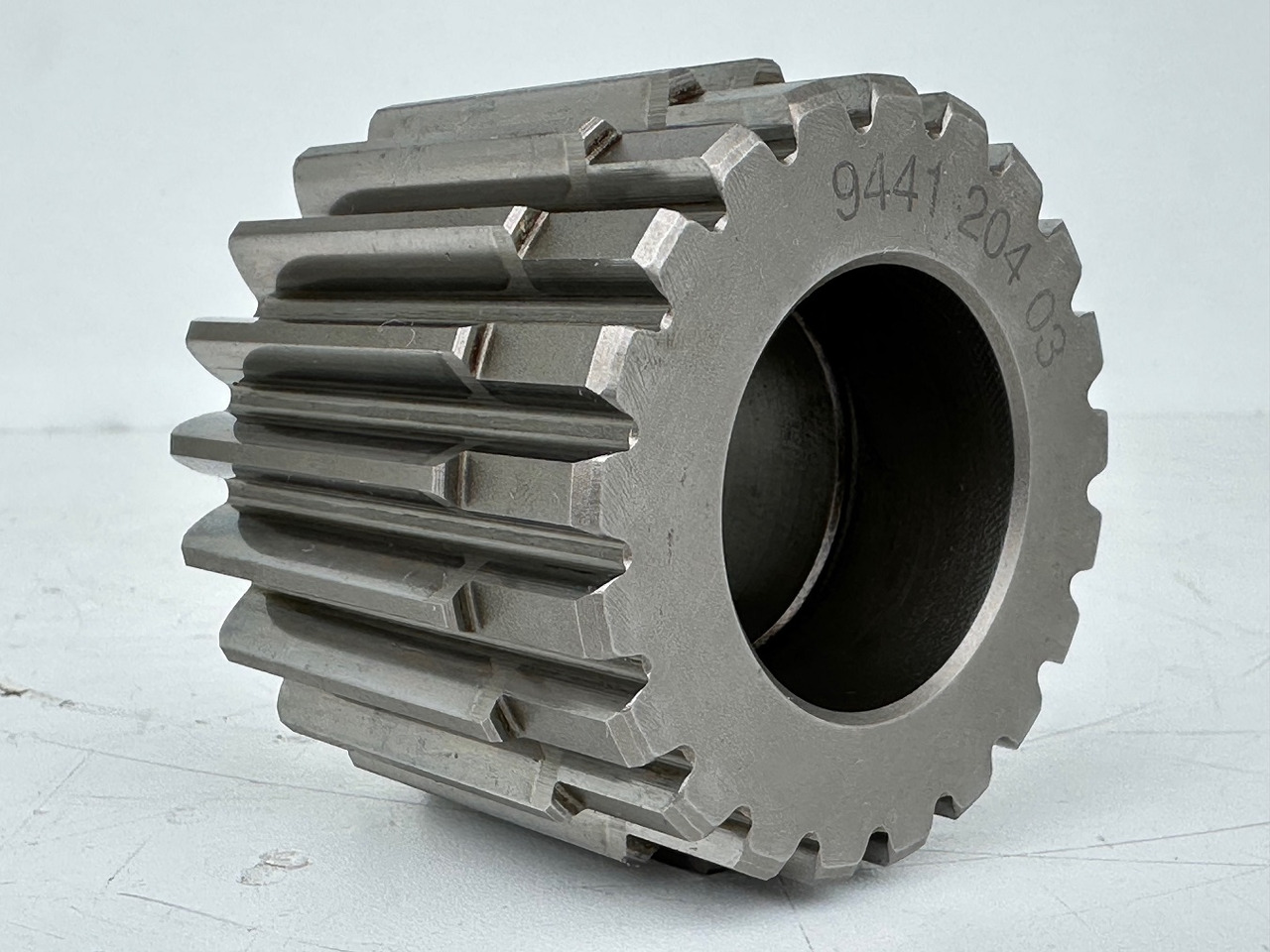 Liebherr Sonnenrad ID-Nr.9441204 - ID-Nr.944120403. FAT450/014, FAT450/044. R942, R944, R952, R954 B, R954 C, R962. #944120403.05.05.01# - Mô tơ di chuyển cho Máy xúc bánh xích: hình 3 Liebherr Sonnenrad ID-Nr.9441204 - ID-Nr.944120403. FAT450/014, FAT450/044. R942, R944, R952, R954 B, R954 C, R962. #944120403.05.05.01# - Mô tơ di chuyển cho Máy xúc bánh xích: hình 3
